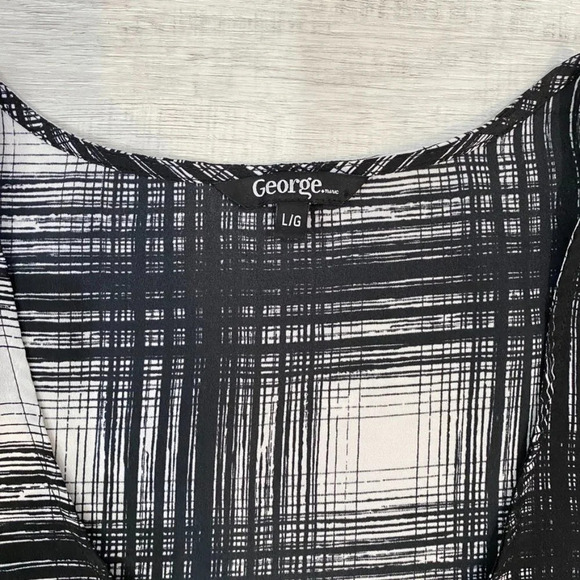 George Gingham Crosshatch Plaid Print Sleeveless Blouse in Black/White Size L - Picture 4 of 11